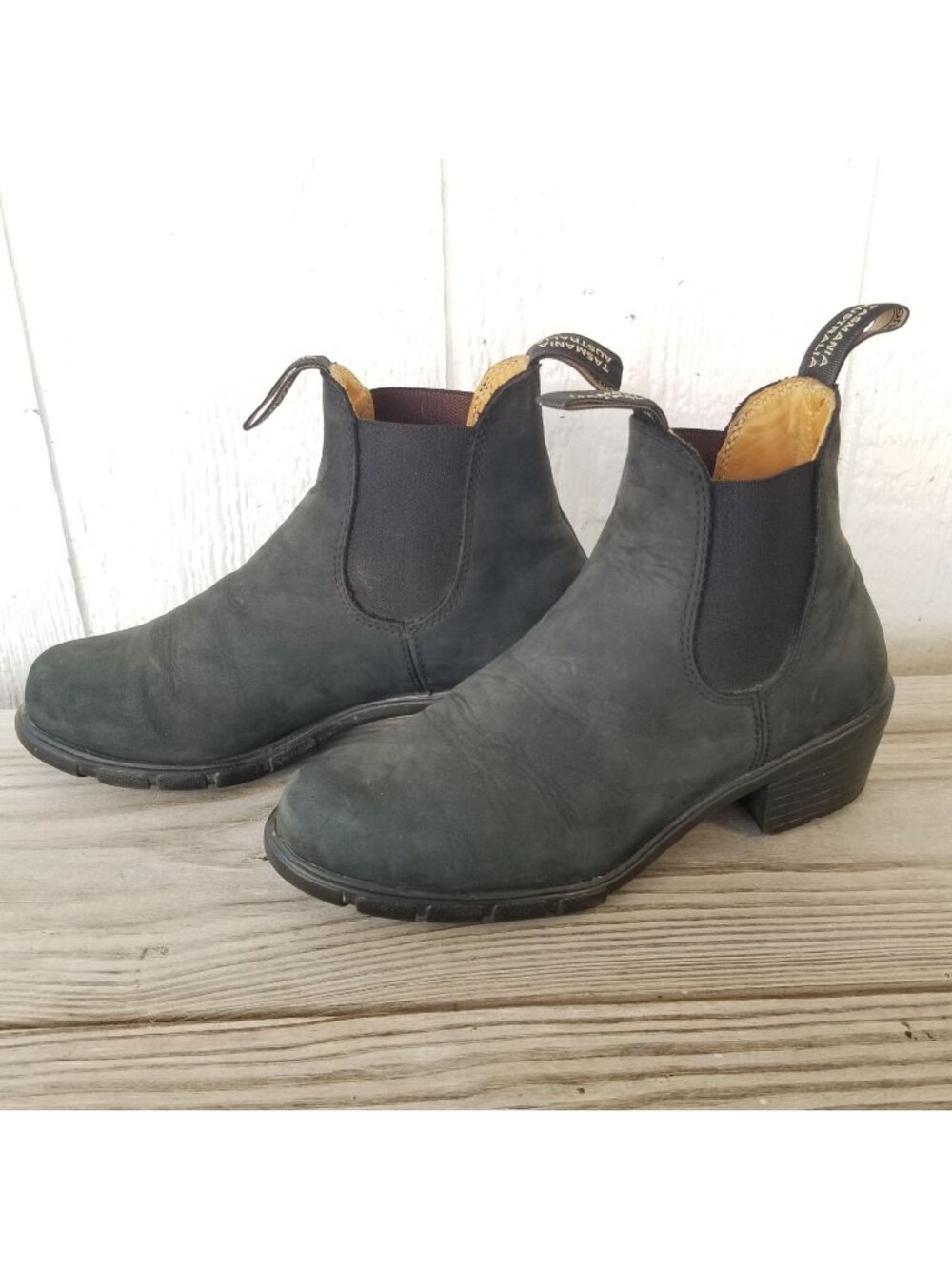 Blundstone Chelsea Womens Rustic Black Nubuck Cuban Heel Boots US 7.5 2064